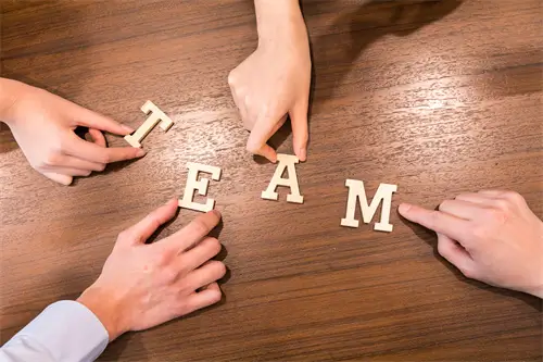 鹤岗学府美食在哪里